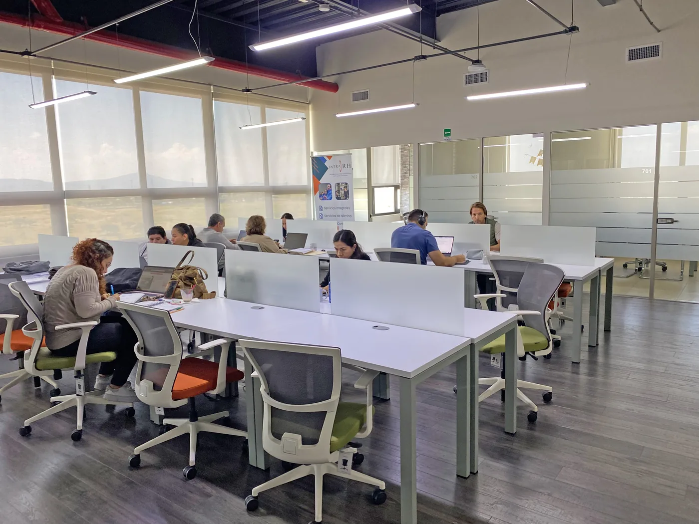 Espacio de trabajo en GPD Business Center — foto 4 en GPD Business Center Querétaro