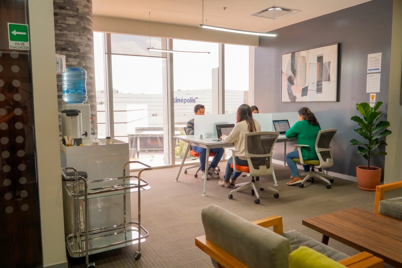 Espacio de trabajo en GPD Business Center — foto 6 en GPD Business Center Querétaro
