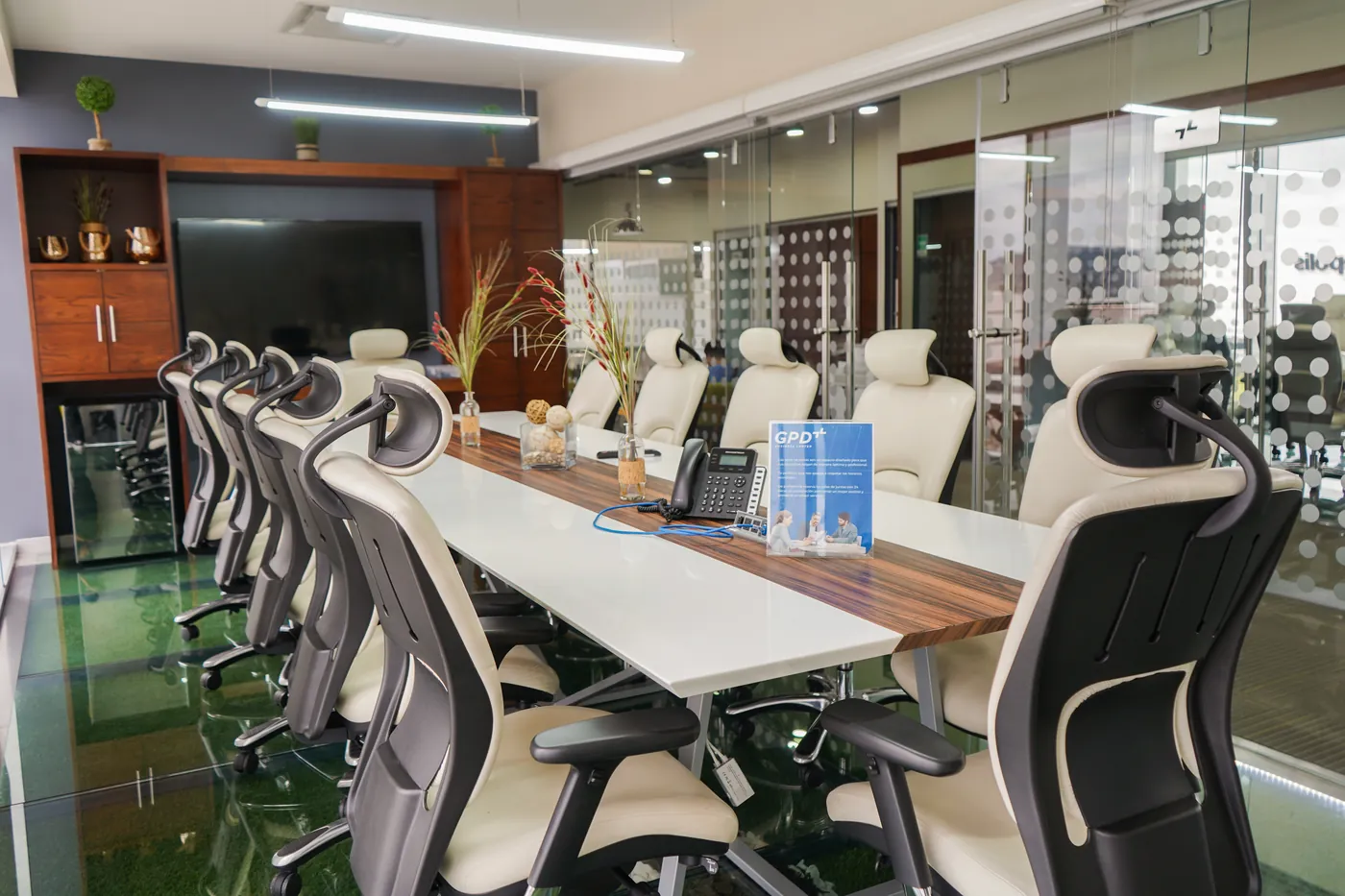 Espacio de trabajo en GPD Business Center — foto 7 en GPD Business Center Querétaro